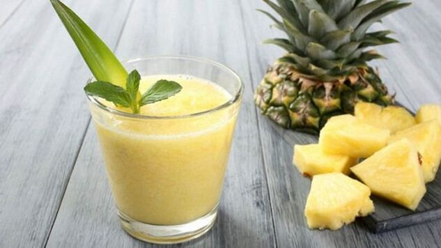 smoothie à l'ananas sur un régime de groupe sanguin